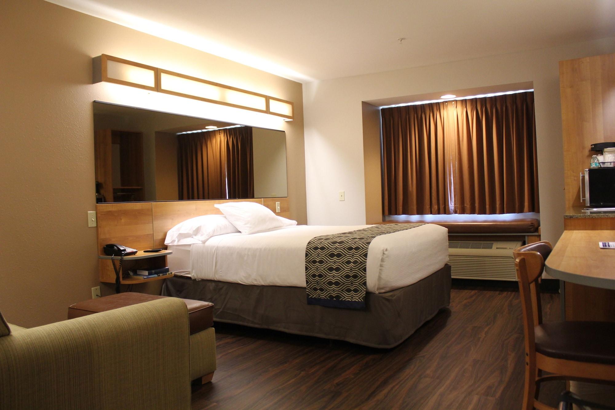 York Microtel Inn & Suites By Wyndham Экстерьер фото