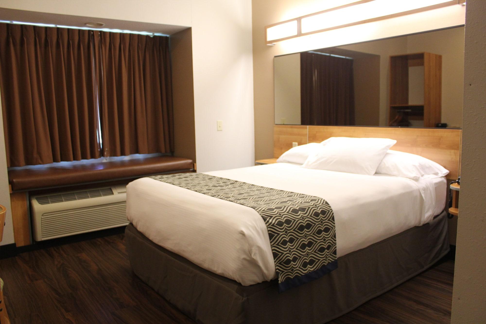York Microtel Inn & Suites By Wyndham Экстерьер фото