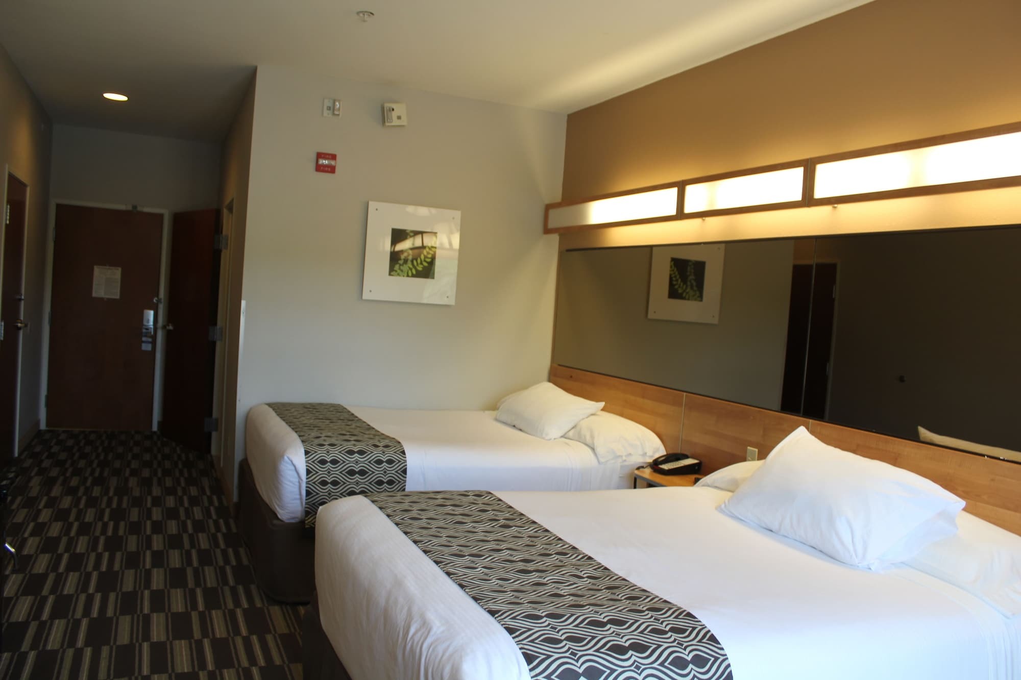 York Microtel Inn & Suites By Wyndham Экстерьер фото